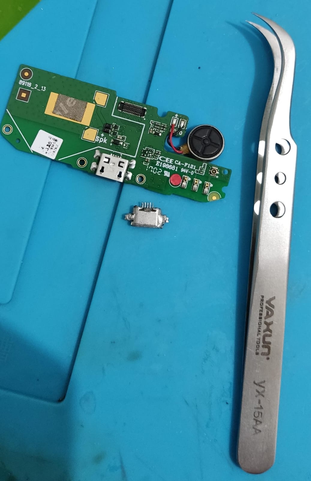 Reparo de conector de carga